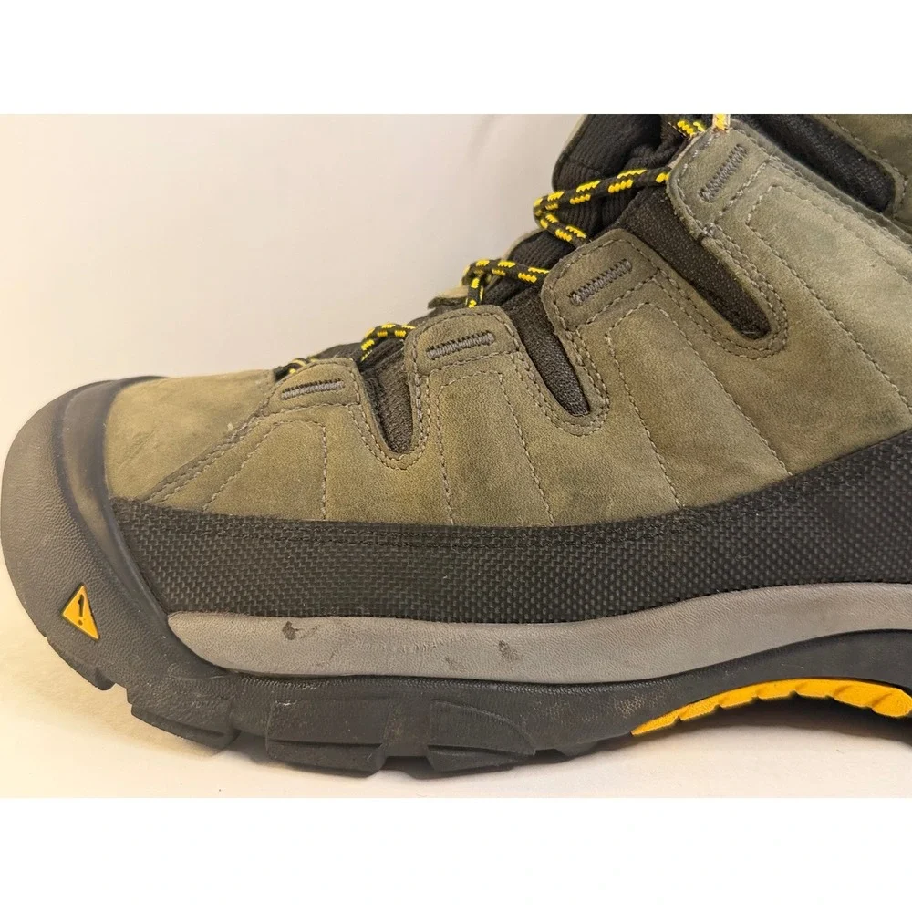 KEEN Gorpcore Shellback Hiking Boots Mens 11.5 Olive Green Waterproof‎ Insulated